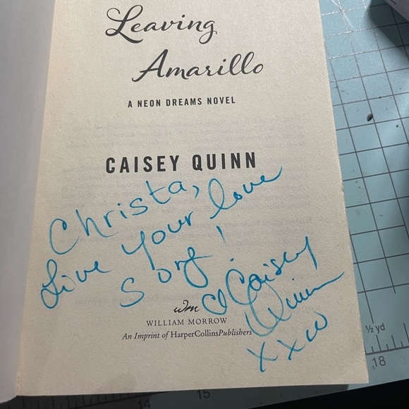 Leaving Amarillo by Caisey Quinn SIGNED - Picture 3 of 5